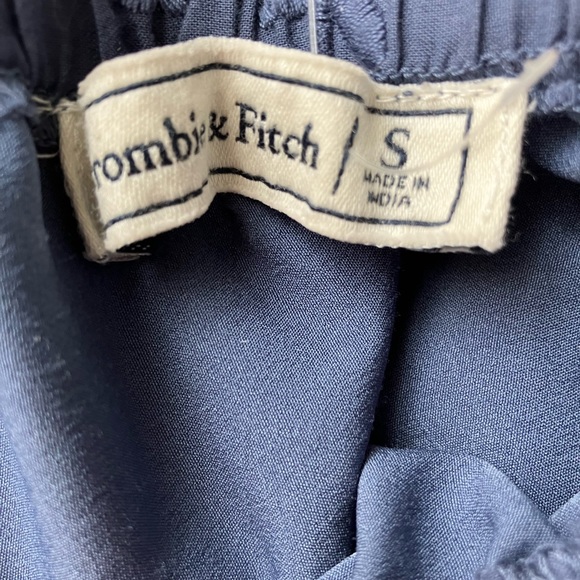 Abercrombie & Fitch Periwinkle Floral And Lace Dress Size Small - Picture 7 of 7